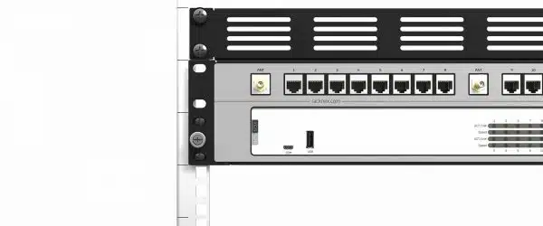 NM-SOP-214 - Kit de montage en rack 19 pouces pour Sophos XGS 126(w)/136(w) Rev.1